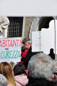 Manifestazione a_008_01